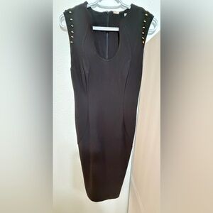 Tahari Black Sheath Dress Size 4 Gold Button Sleeveless Stretch Midi